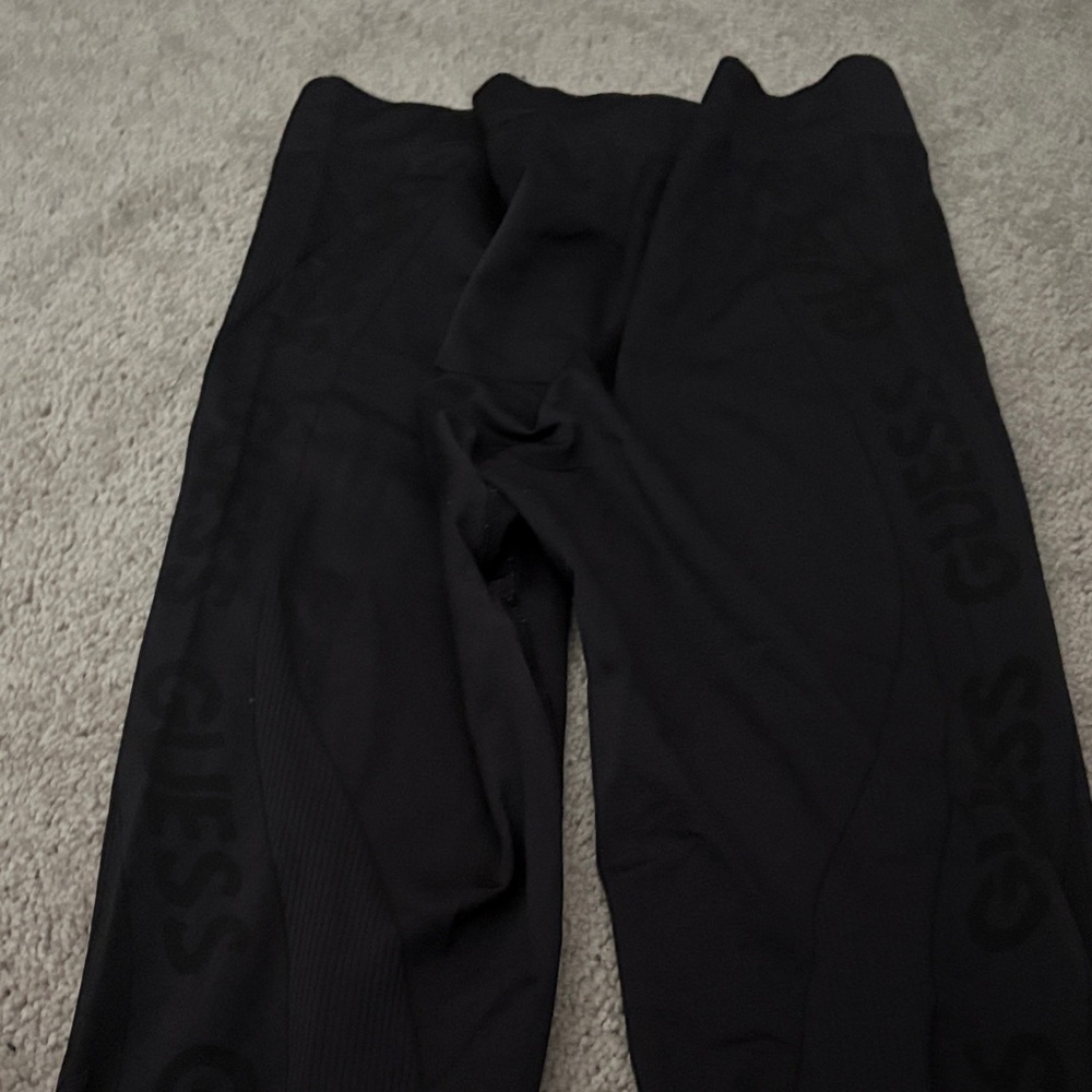 GUESS Black Logo on sides leggings